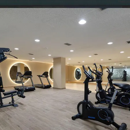 Szálloda Oasis 325 Cronos Homes Estepona