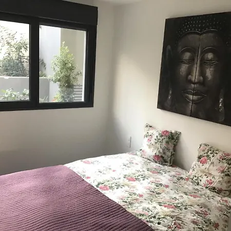 호텔 Oasis 325 Cronos Homes