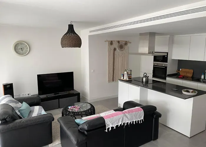 호텔 Oasis 325 Cronos Homes *